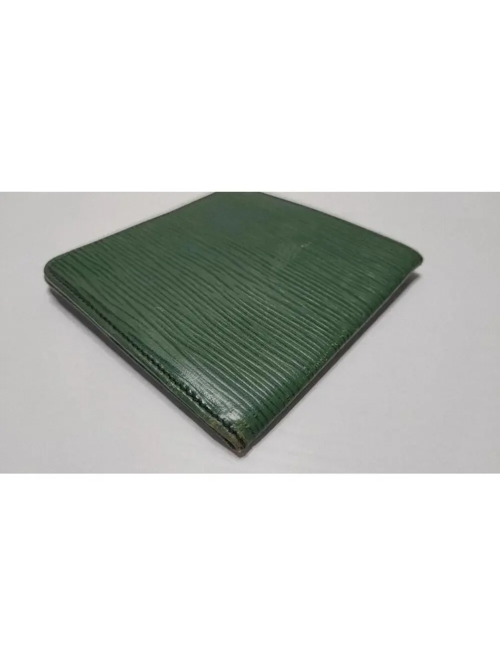 Louis Vuitton Epi Leather Bifold Wallet Green Men's Wallet